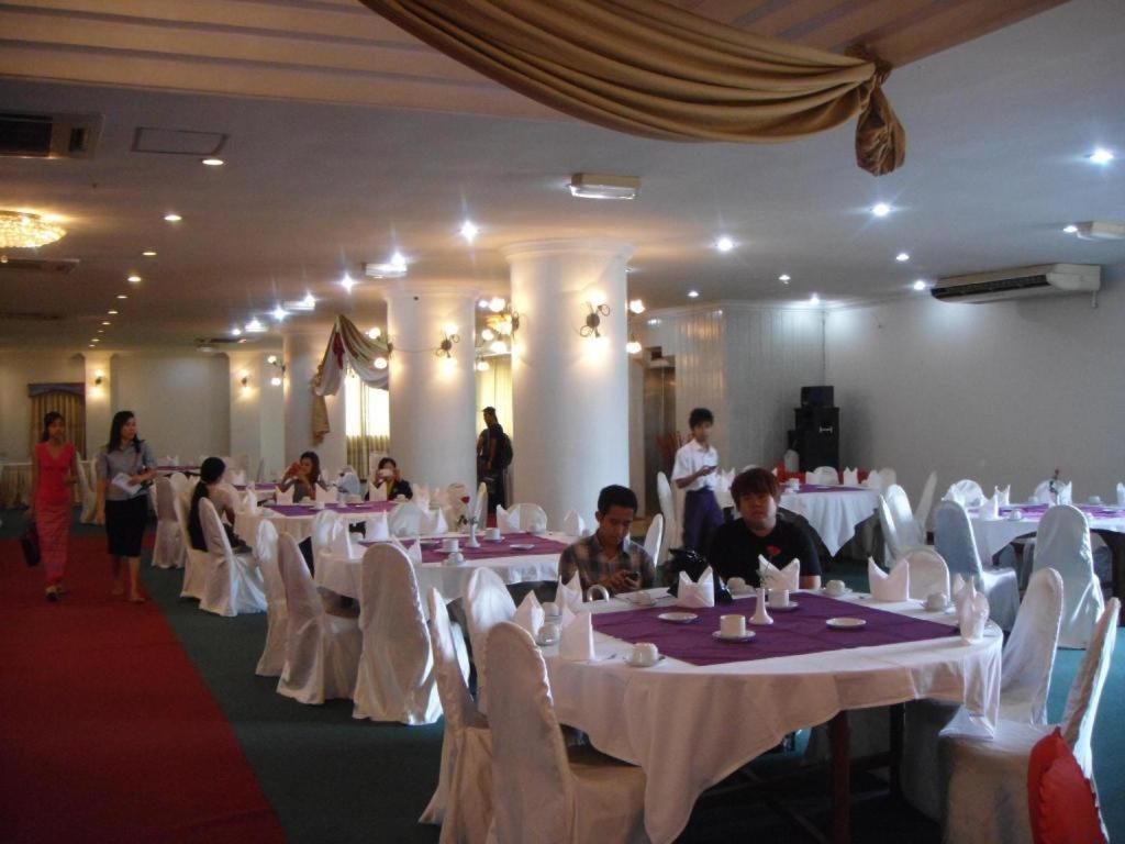 Asia Plaza Hotel Γιανγκόν Εξωτερικό φωτογραφία