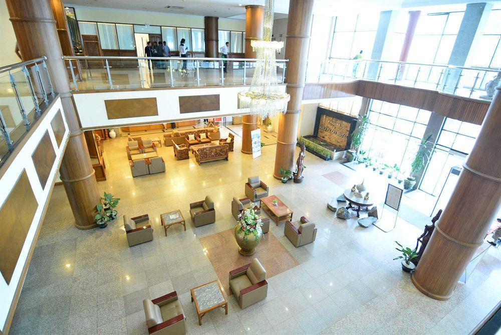 Asia Plaza Hotel Γιανγκόν Εξωτερικό φωτογραφία