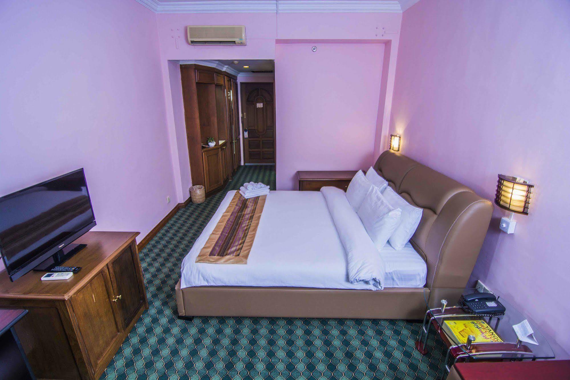Asia Plaza Hotel Γιανγκόν Εξωτερικό φωτογραφία