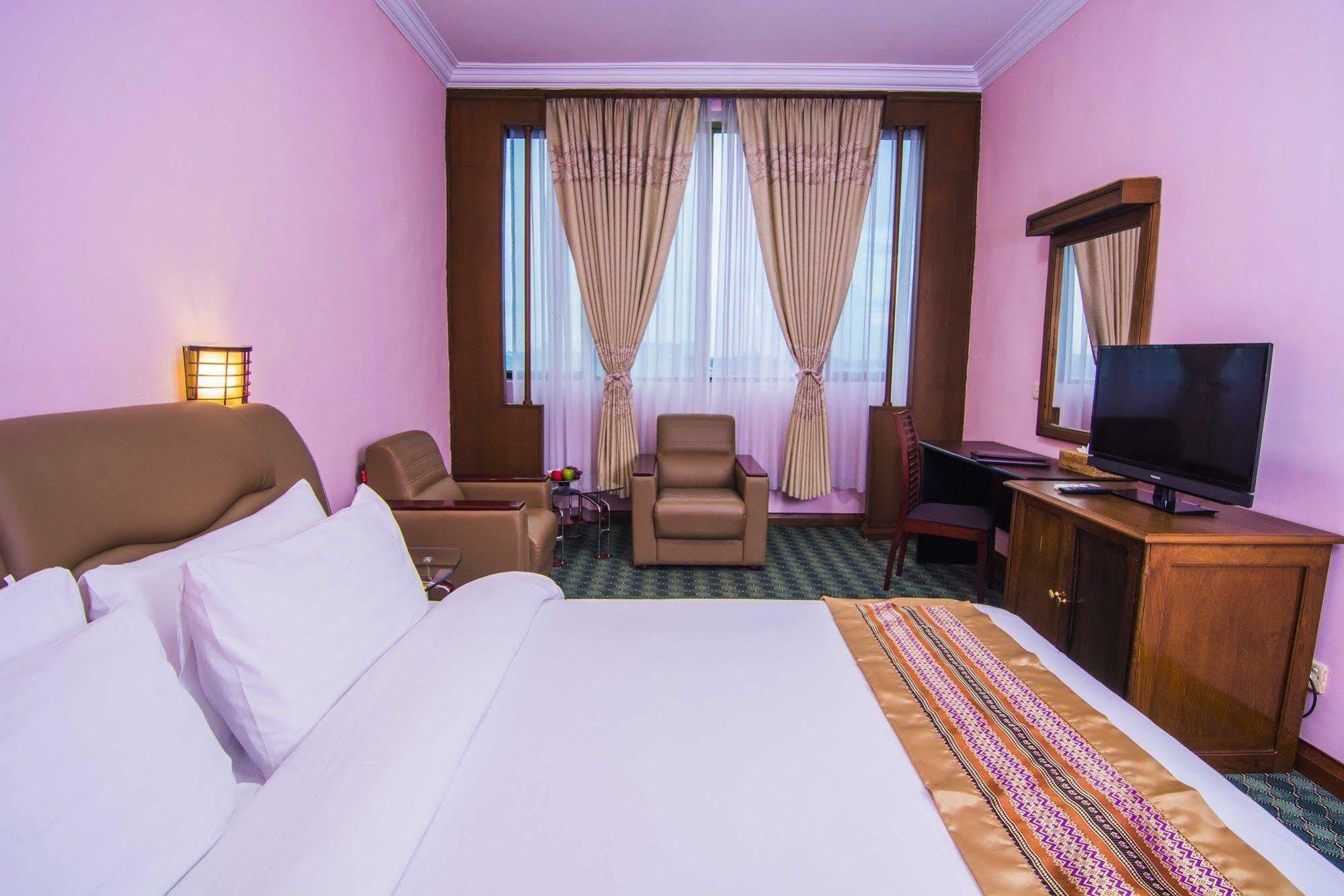 Asia Plaza Hotel Γιανγκόν Εξωτερικό φωτογραφία